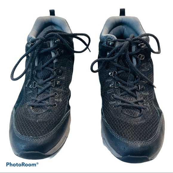 black boots with arch support